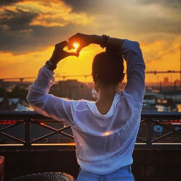 Meet your Posher, Rodally - Picture 1 of 1